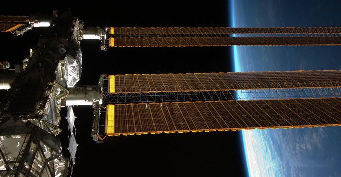 3D打印走進(jìn)太空，揭開(kāi)了人類“太空制造”“自給自足”的序幕(圖3)